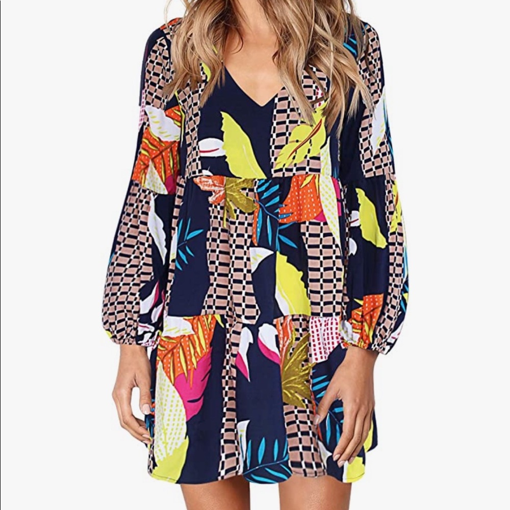 NWOT ~ Floral tiered dress